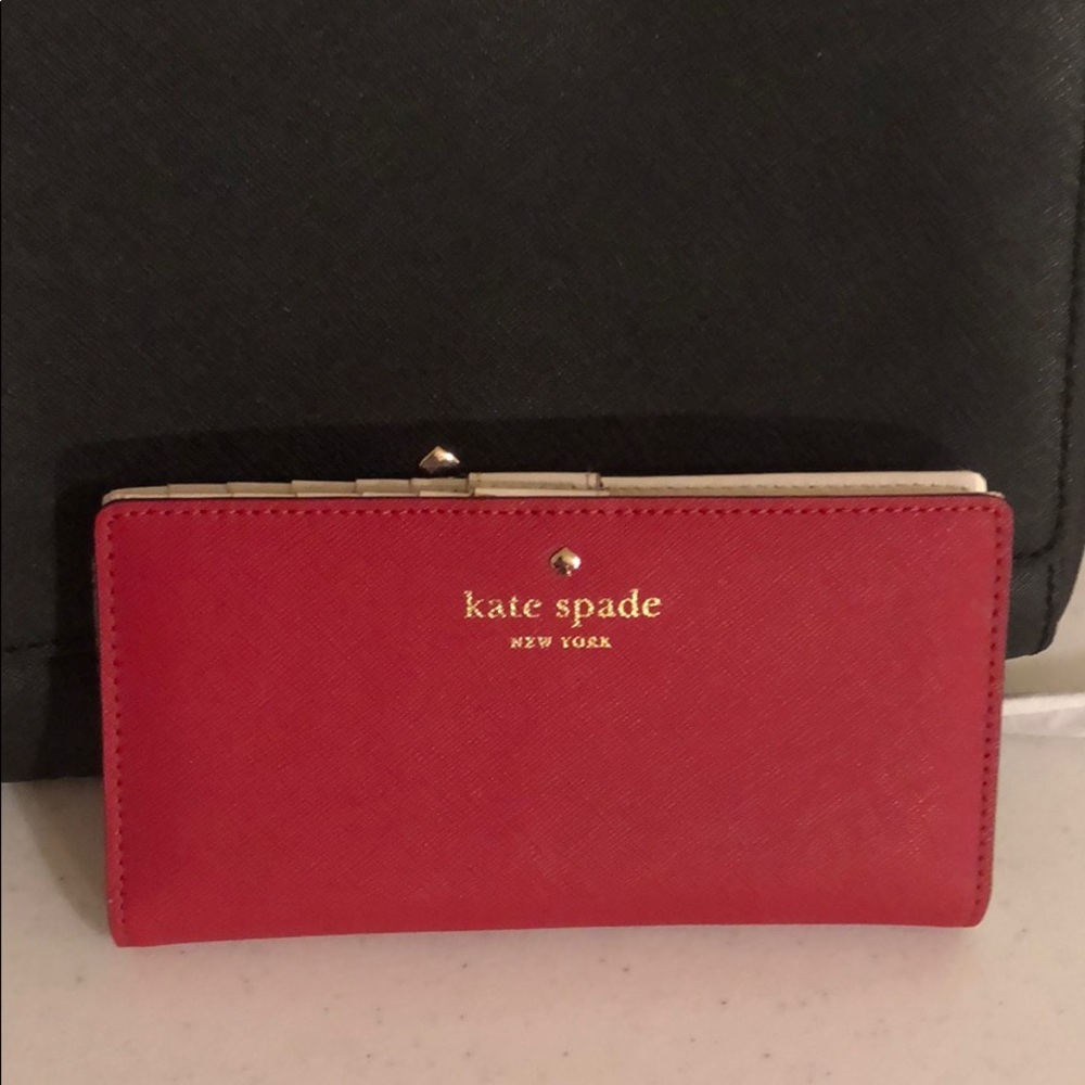 NWT KATE SPADE STACEY WALLET WLRU1691